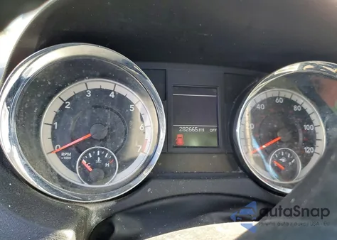 2011 Dodge Grand Caravan Crew from USA, damaged, VIN 2D4RN5DG2BR606750